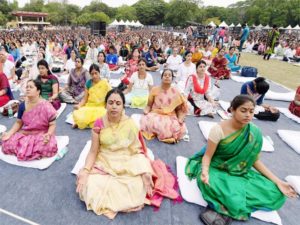 women-in-chennai-perform-yoga